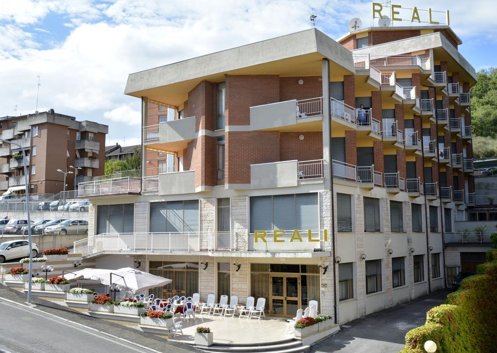Hotel Reali Кьянчано-Терме Экстерьер фото
